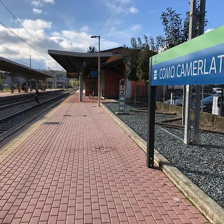 Casina, Close To Train Station Apartment