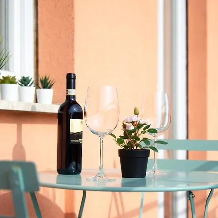 Apartment Casina, Close To Train Station
