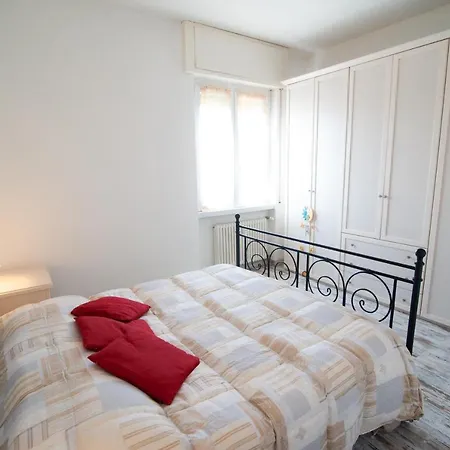 아파트 Casina, Close To Train Station